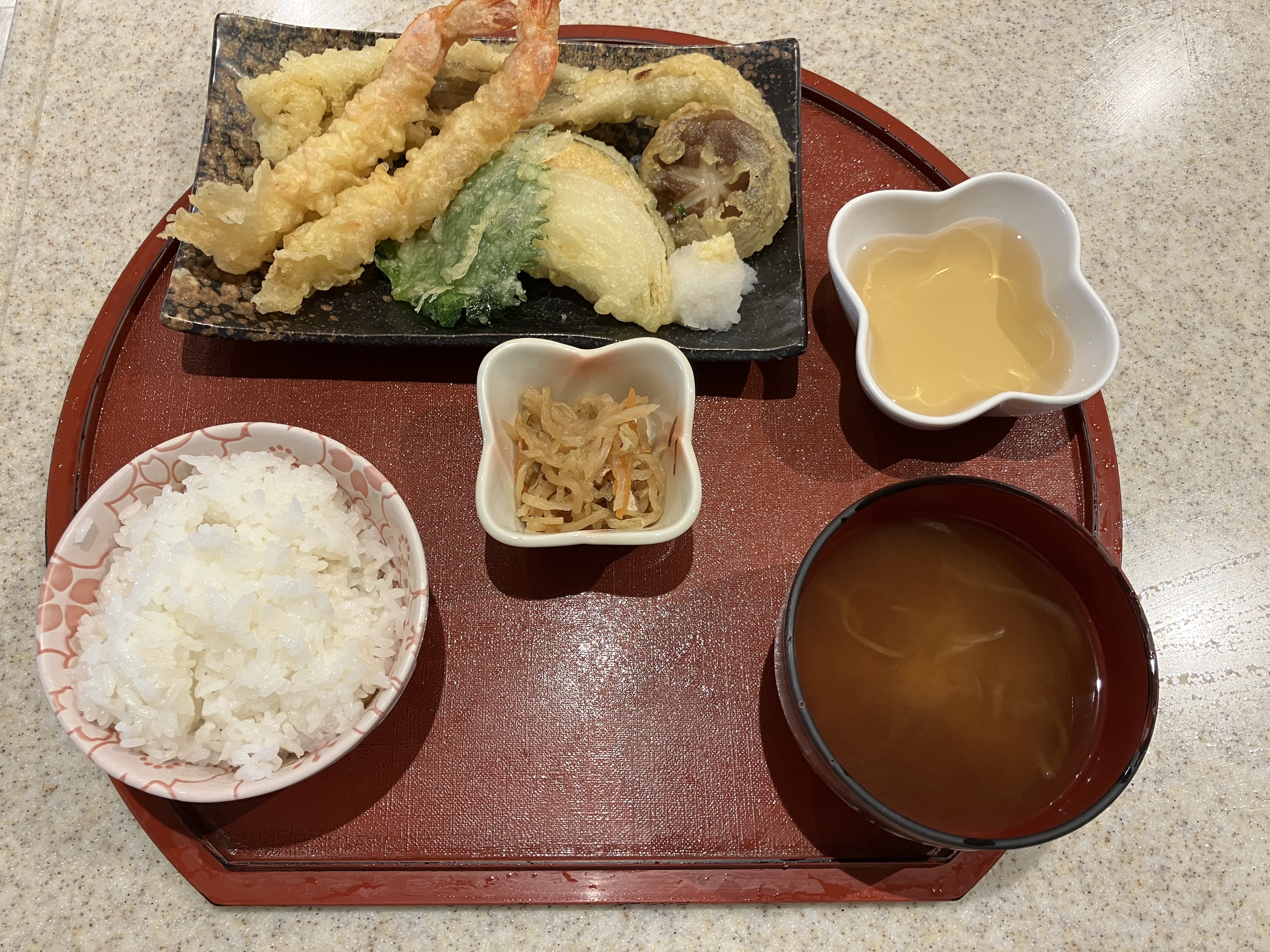 面前調理「天ぷら」～厨房～