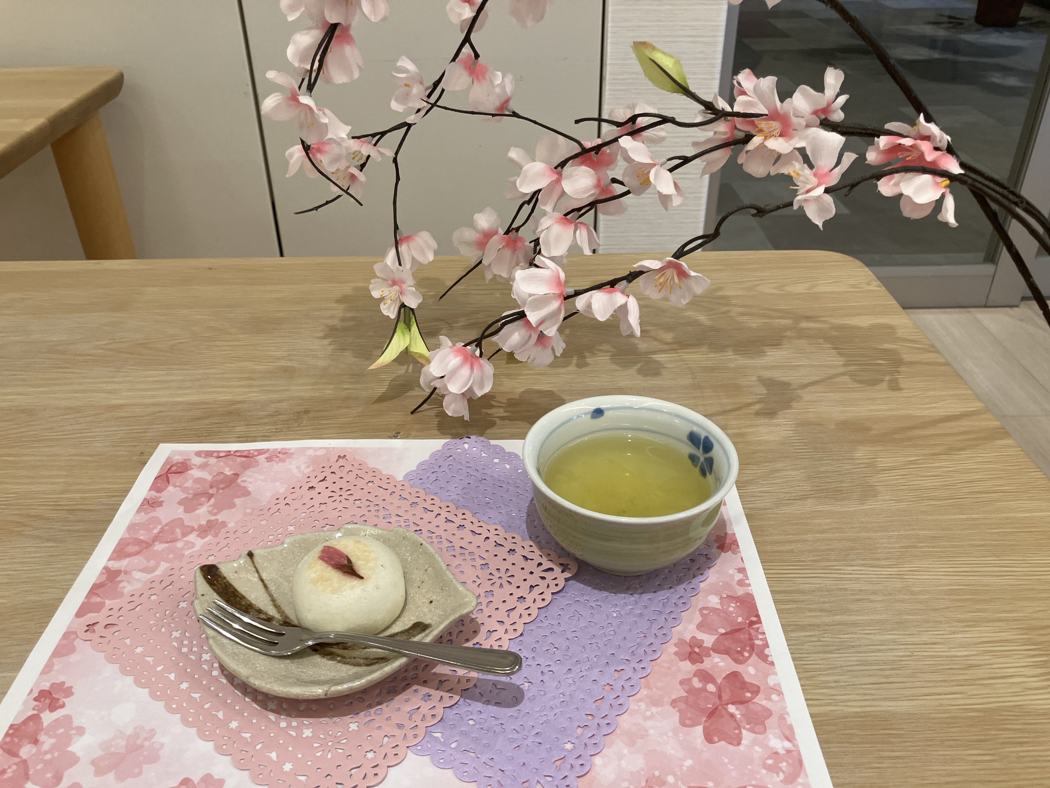 桜満載！春のおやつ紹介＊＊デイサービス＊＊