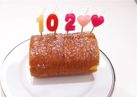 １０２歳をお祝いしました＊＊花菖蒲ユニット＊＊